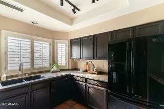 Photo #2: 6811314 Listing 