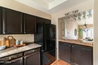 Photo #6: 6811314 Listing 