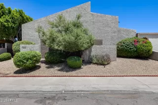 More Details about MLS # 6811384 : 7858 E GLENROSA AVENUE