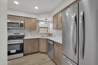 Photo #4: 6811441 Listing 