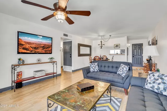 MLS: 6811494 Condo For Sale