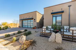 Photo #2: 6811864 Listing