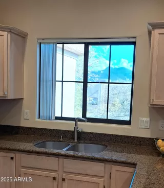 Photo #3: 6812213 Listing