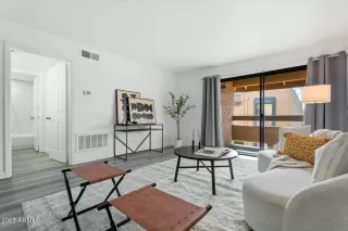 Photo #1: 6812267 Listing