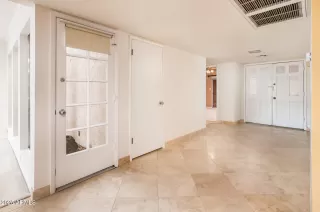 Photo #3: 6812406 Listing 