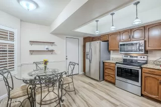 Photo #6: 6812745 Listing 