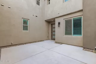 Photo #1: 6812997 Listing