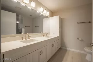 Photo #6: 6813063 Listing