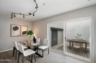 Photo #4: 6813075 Listing