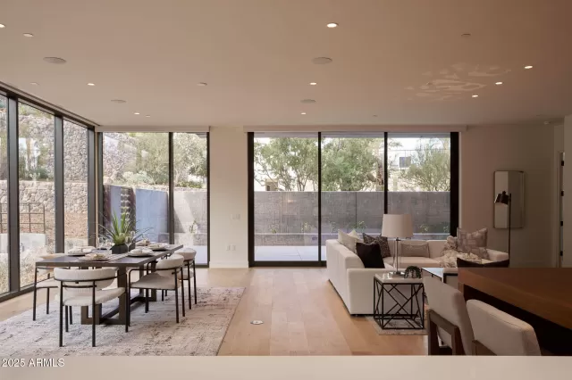 MLS: 6813138 Condo For Sale