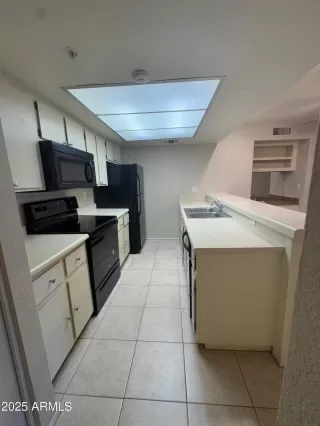 Photo #6: 6813475 Listing 