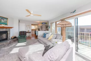 Photo #4: 6813517 Listing