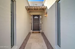 Photo #4: 6813702 Listing