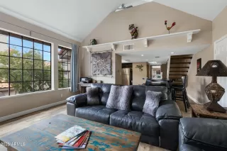 Photo #4: 6813730 Listing 