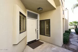 Photo #3: 6813794 Listing