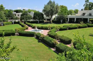 Photo #2: 6814126 Listing