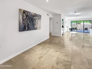 Photo #3: 6814168 Listing 