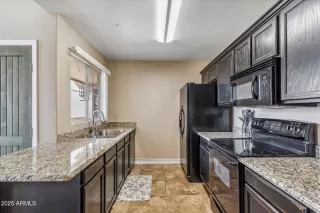 Photo #4: 6814178 Listing