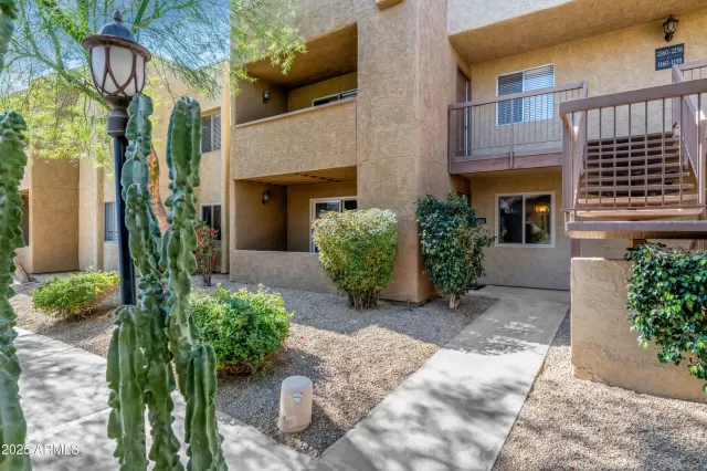 MLS: 6814326 Condo For Sale