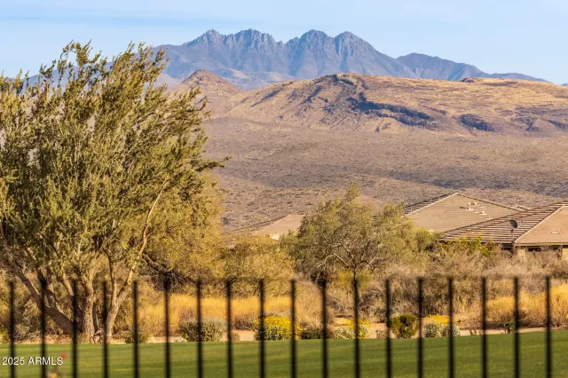 MLS: 6814384 Condo For Sale