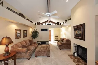 Photo #5: 6814422 Listing 