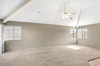 Photo #4: 6814727 Listing