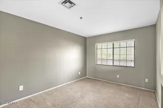 Photo #6: 6814727 Listing