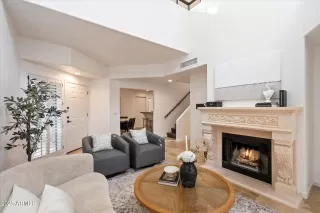 Photo #1: 6814952 Listing 