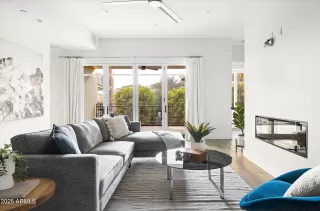 Photo #1: 6815044 Listing 