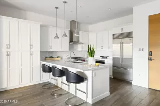 Photo #6: 6815044 Listing 