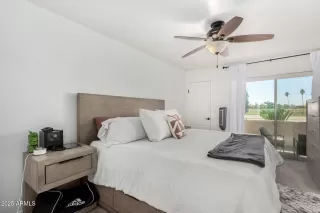 Photo #6: 6815149 Listing