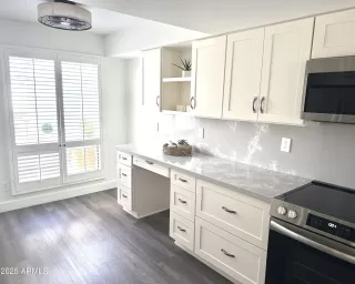 Photo #2: 6815205 Listing 