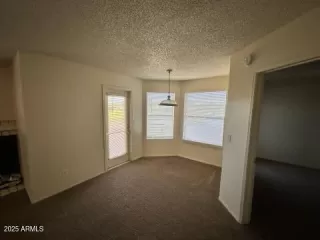 Photo #3: 6815515 Listing 