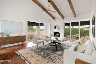 Photo #1: 6815591 Listing 