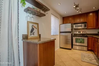 Photo #3: 6815719 Listing 