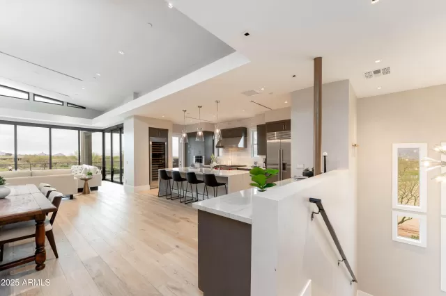 MLS: 6815875 Condo For Sale