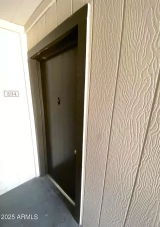 Photo #2: 6816609 Listing 