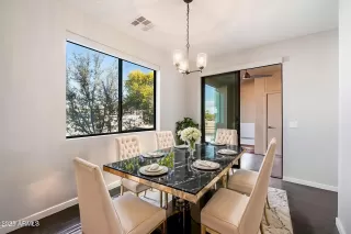 Photo #2: 6816792 Listing