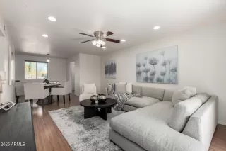 Photo #1: 6816806 Listing 