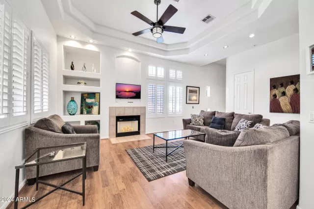 MLS: 6816873 Condo For Sale