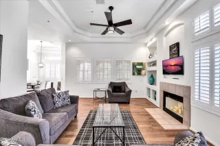 Photo #5: 6816873 Listing