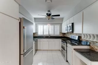 Photo #4: 6817103 Listing