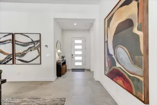 Photo #1: 6817304 Listing 