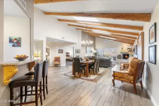 Photo #3: 6817319 Listing