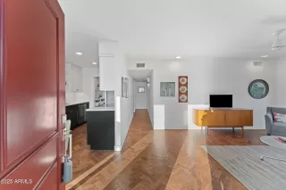 Photo #3: 6817546 Listing