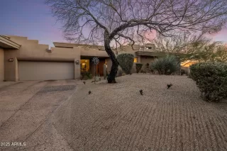 Photo #1: 6817677 Listing 