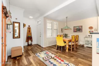 Photo #2: 6817731 Listing