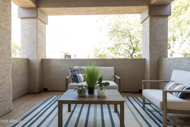 MLS: 6817788 Condo For Sale