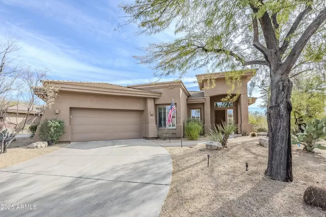 MLS: 6817844 Condo For Sale