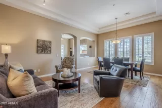 Photo #6: 6817844 Listing 